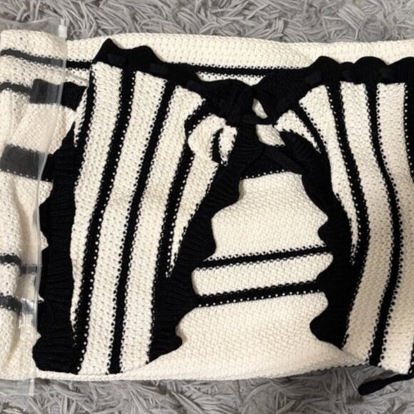 Knitted Beach Skirt Sets - Picture 6 of 6